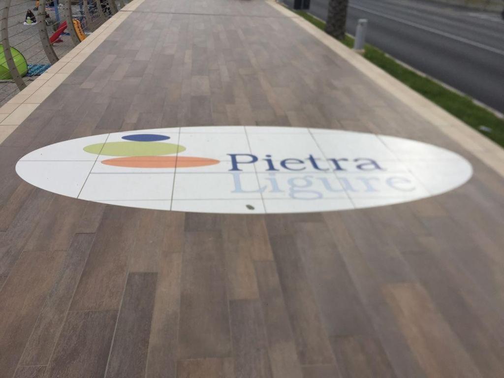 Appartamento Stella Marina In Pieno Centro Di Pietra Ligure Sulla Passeggiata E A Un Passo Dal Mare Экстерьер фото